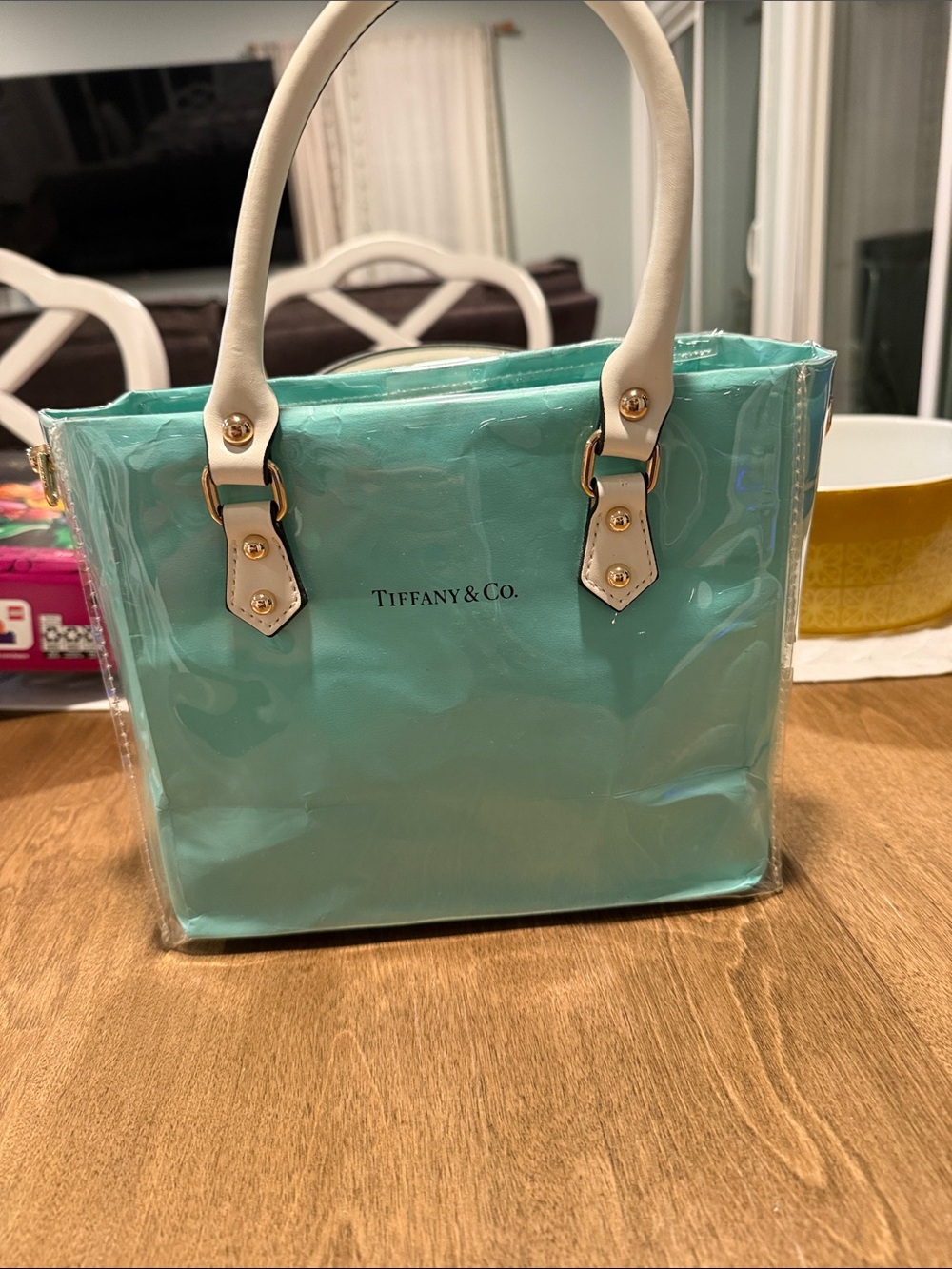 Tiffany and Co Shopping Shoulder Bag W/PVC Protector white leather and gold